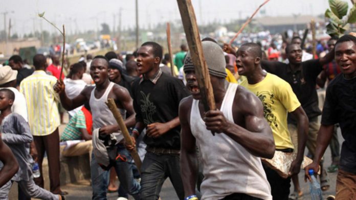 Irate Rivers youths prevent LGA boss from gaining access to office, as police shoot sporadically
