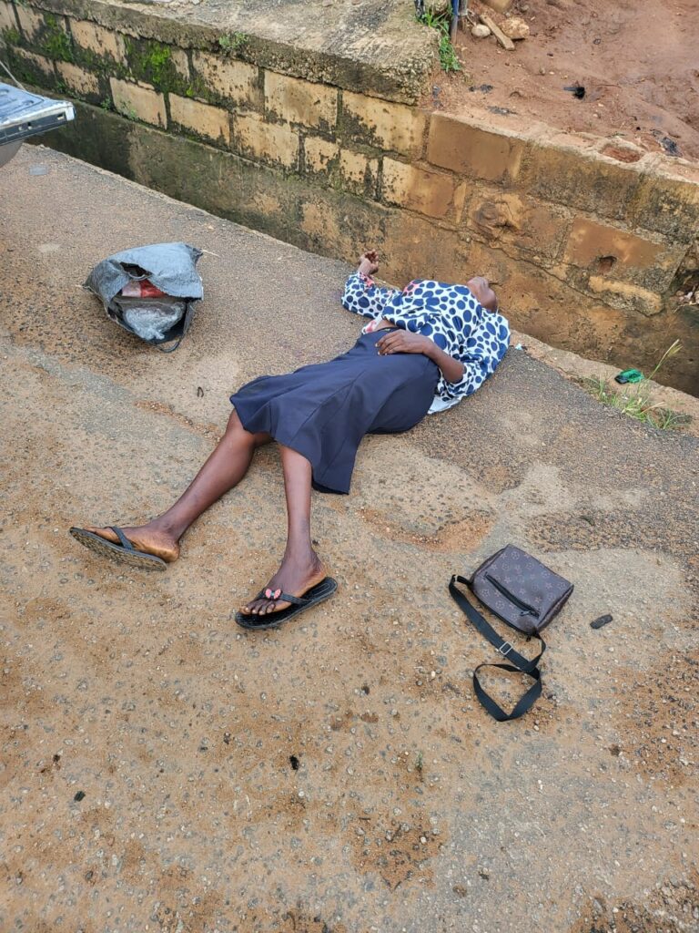 Suspected armed robbers kill middle age woman In Ekiti