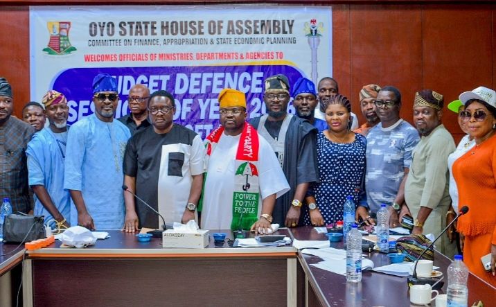 Oguntoyinbo visits Oyo Assembly, seeks support for 2027 governorship ambition