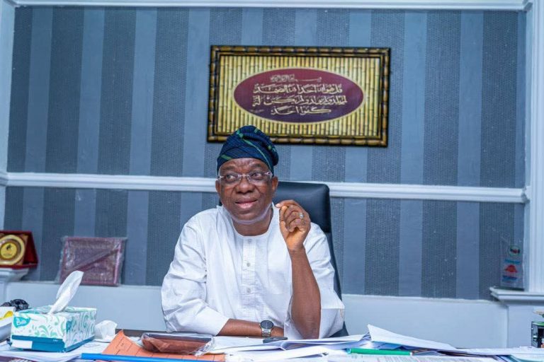 Oyo guber race: Rauf Olaniyan resigns as FCE Oyo council chairman to pursue ambition